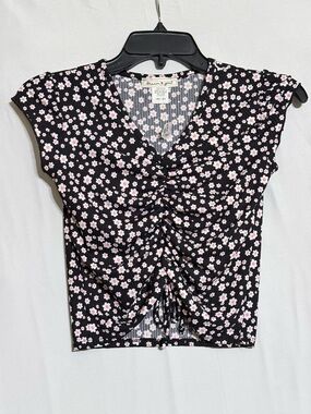 dream girl Black Floral Ruched V-Neck Tie-Front Crop Top Size 14/16 (Girls)